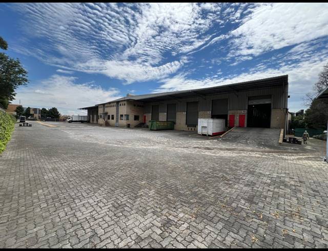 7,487M² WAREHOUSE FOR SALE IN STRIJDOMPARK